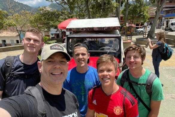 Students on a spring break trip