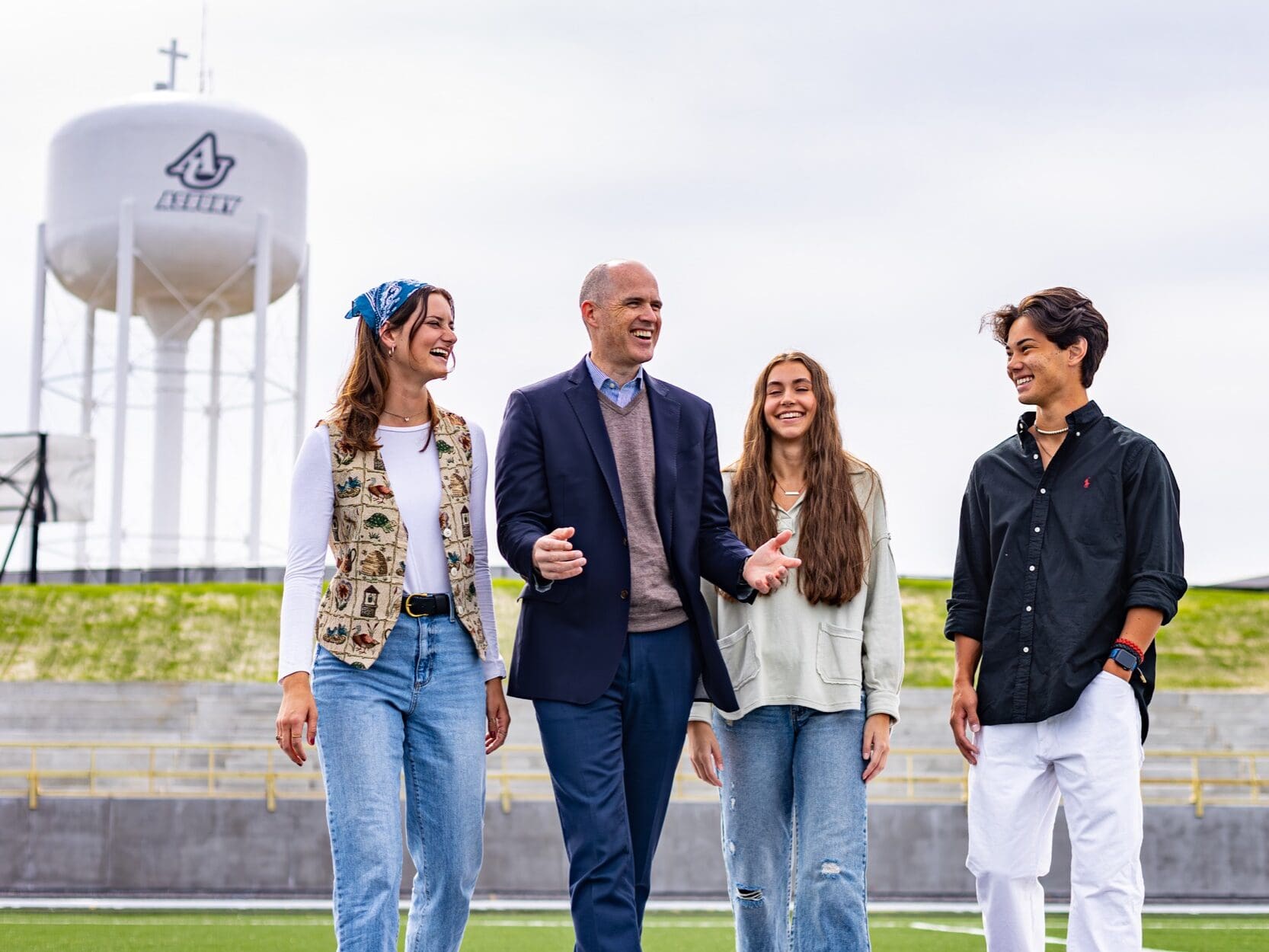 Asbury President Dr. Kevin Brown with students
