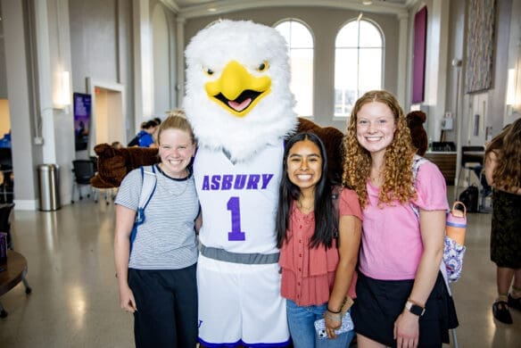 Asbury Campus Life students with Isaiah the Eagle