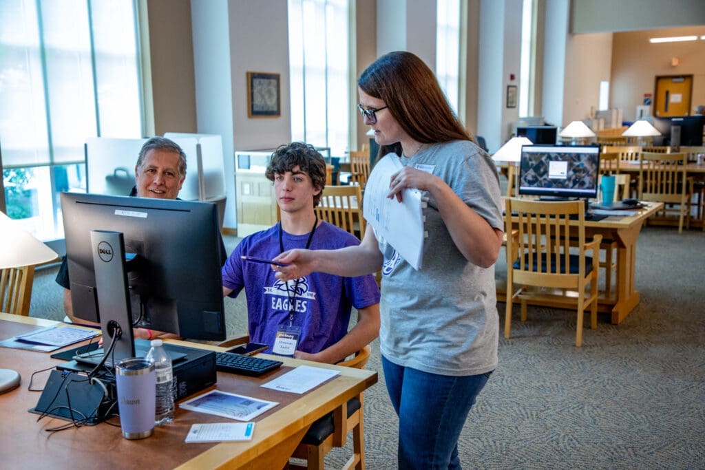 Asbury University Eagle Day Financial Aid Counselors