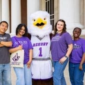 Asbury University Students Receive Financial Aid
