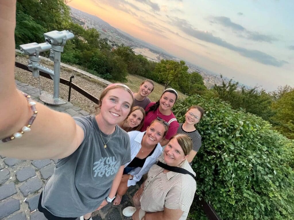 Asbury Hungary Students take a seflie