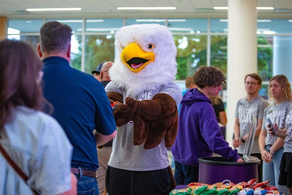 Isaiah the Eagle mascot of Asbury at Eagle Days orientation.