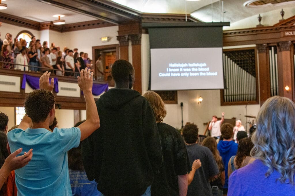 Asbury University students worship during Fall Chapel