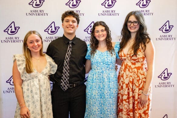 Asbury University Nursing Scholarship Students