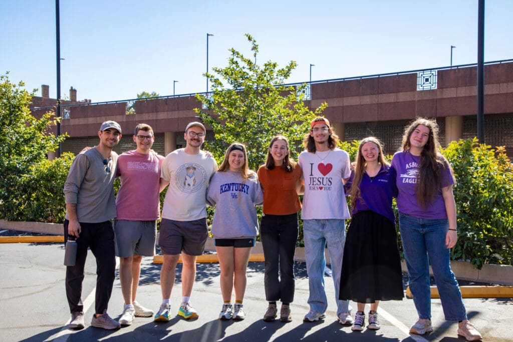 Asbury students serve through Lexington food ministry