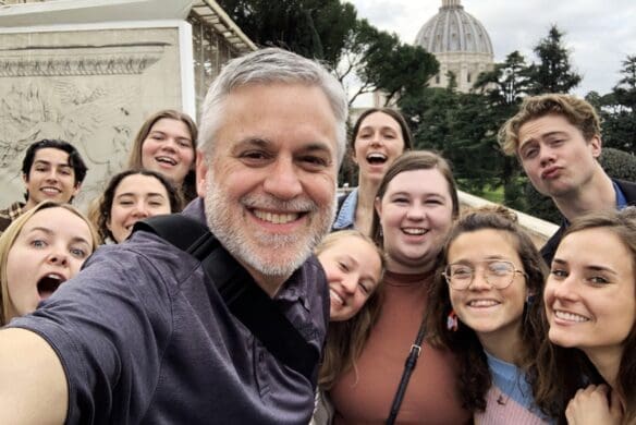 Dr. Brian Shelton with a group of students at the Vatican Museum