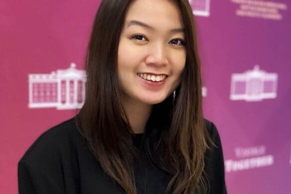 Headshot of Eliza Tan ’20