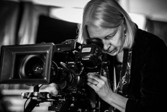 Claudia Raschke using a cinema camera