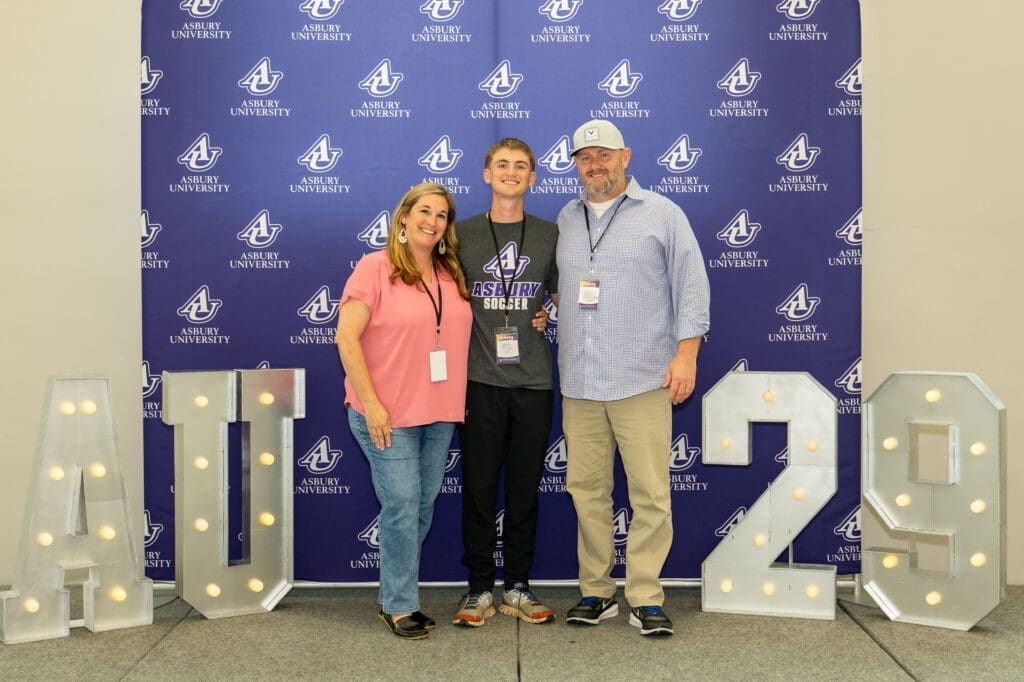 Family gathered for a photo for the Asbury University Class of 2029.