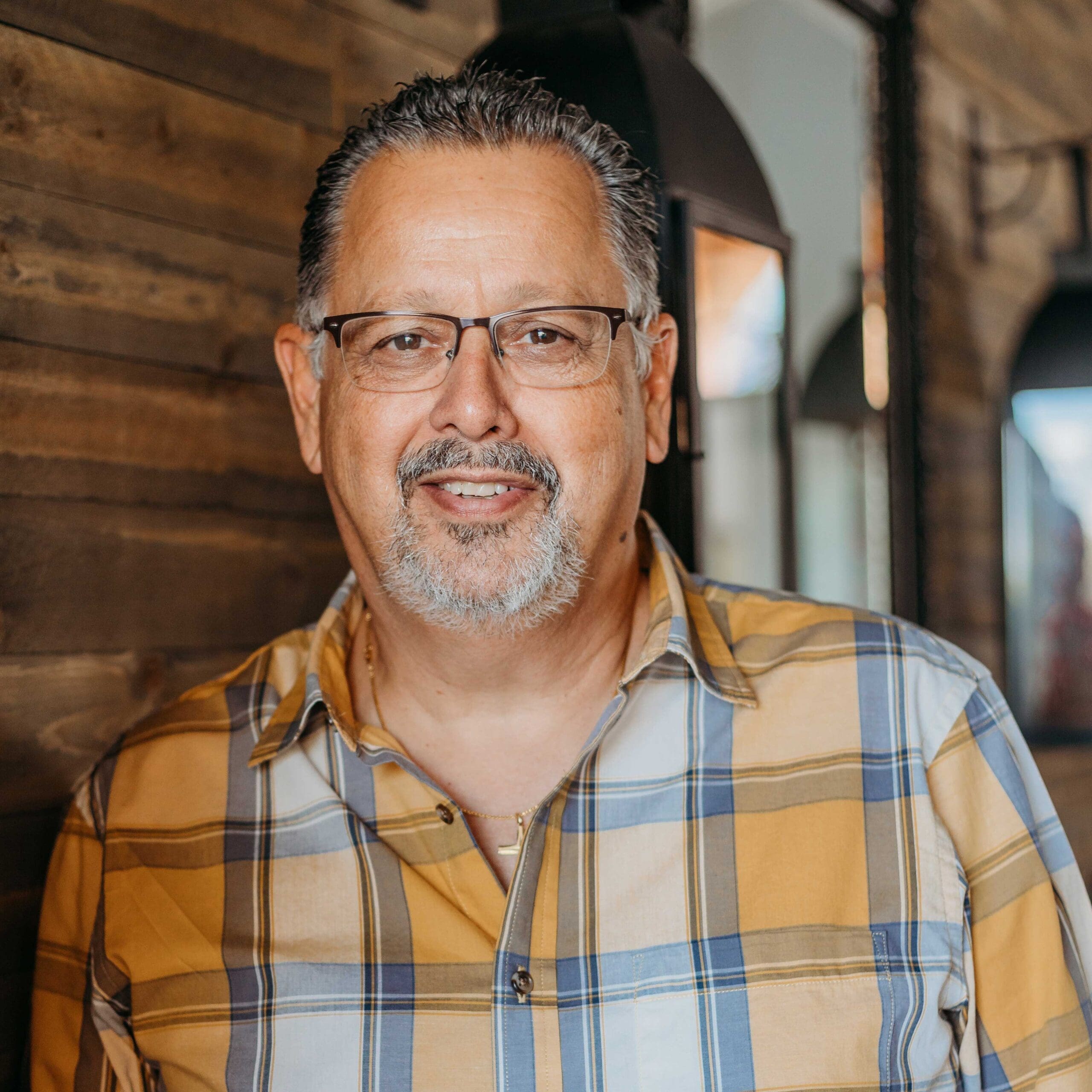 Asbury University Embrace Conference speaker Rev. Dr. Jorge Acevedo Headshot.
