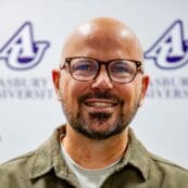 Asbury University's Paul Sunderland headshot.