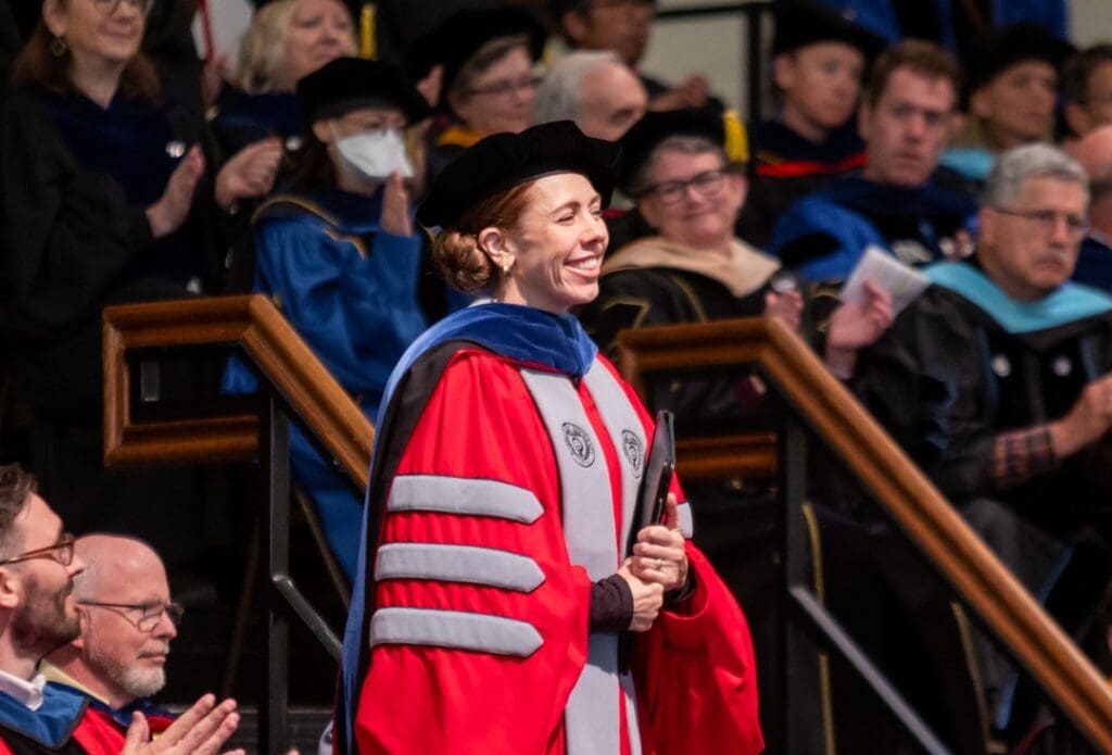 dr. elizabeth jones accepts ewbank award at asbury university