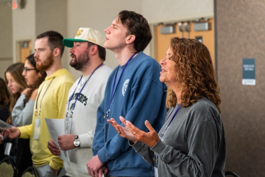 Asbury University alumni worship together